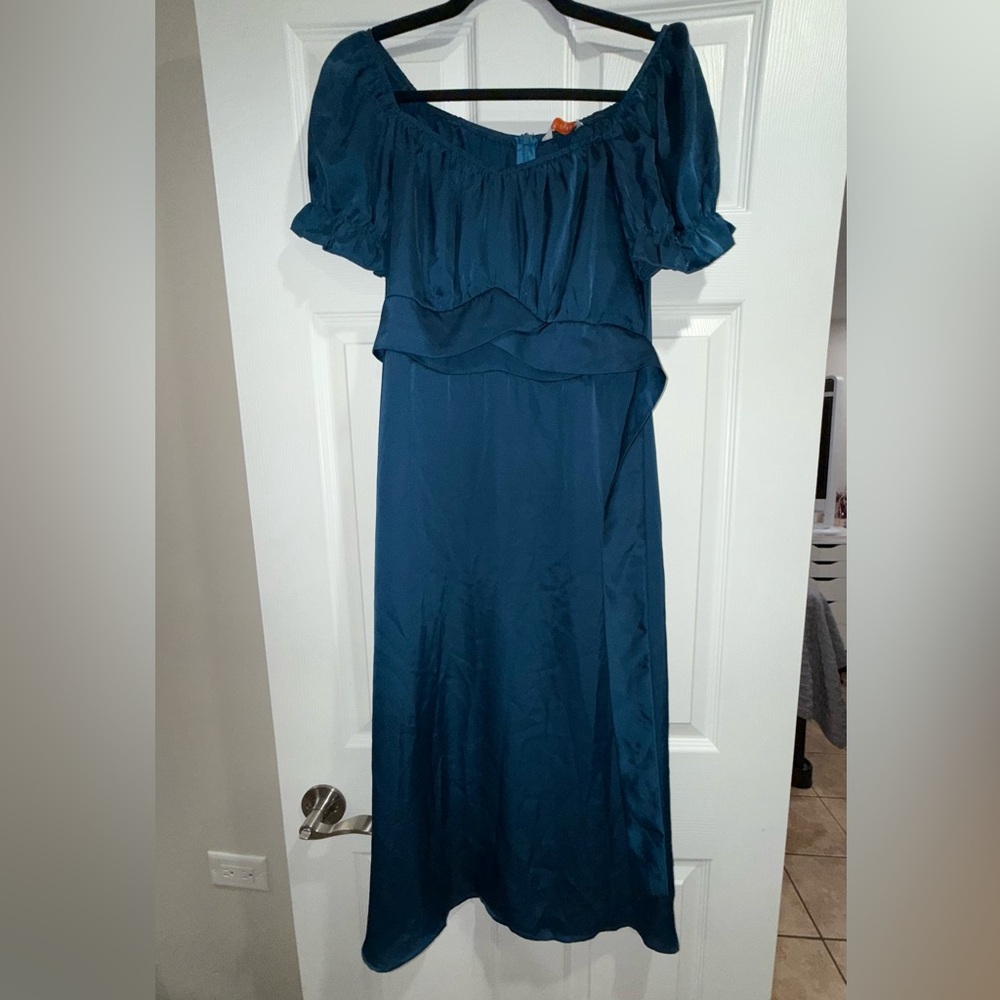 Blue Ruffled Off-the-Shoulder Midi Sundress